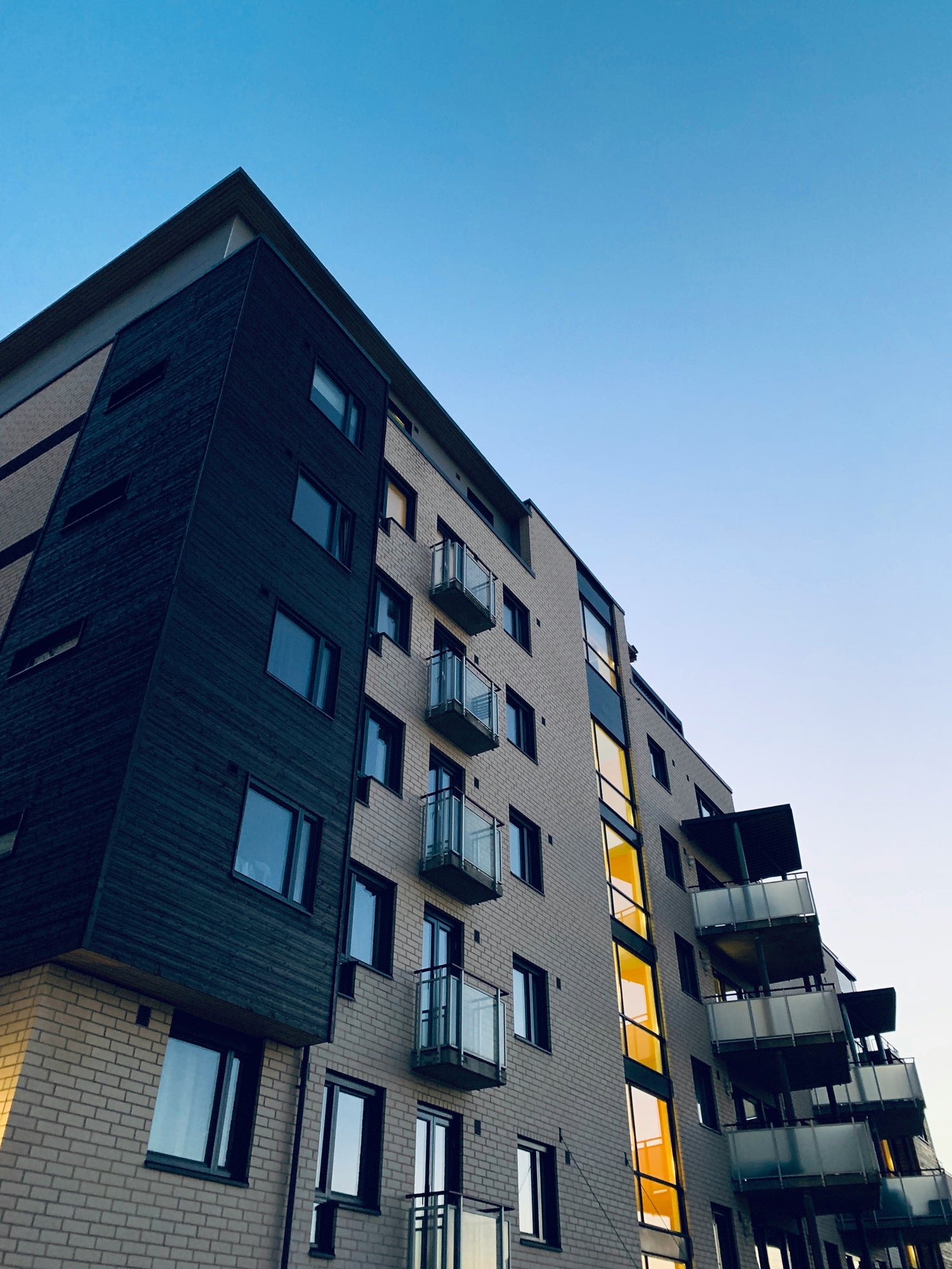 Næringsbygg og borettslag