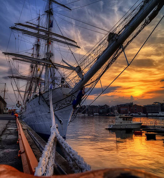 Marine | Farget biodiesel | Til charter og nyttefartøy